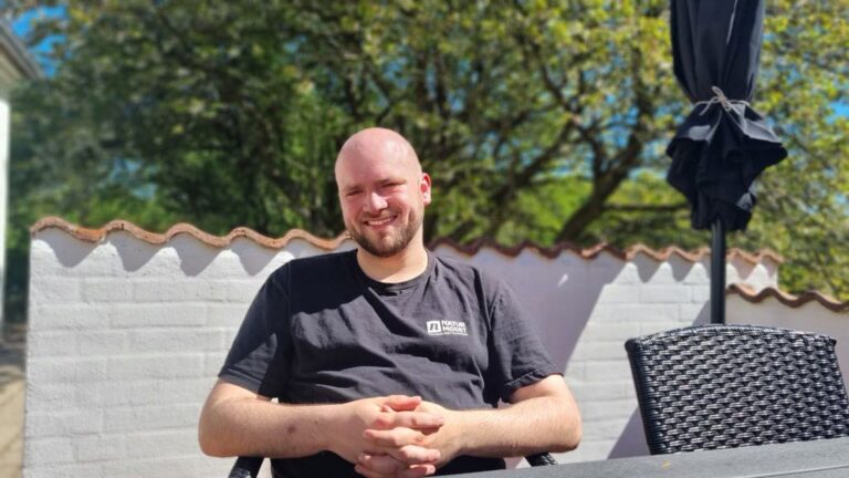 Mikkel, der fortæller om sin tid på Opholdsstedet Broager